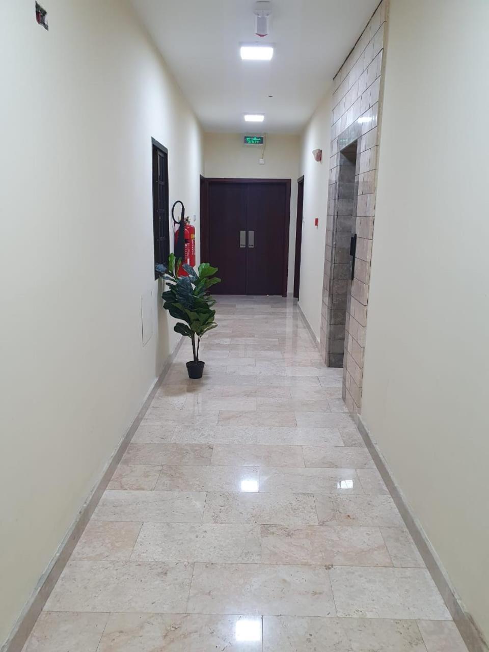 Appartement Trhal Llshkk Almfroshh à Salalah Extérieur photo